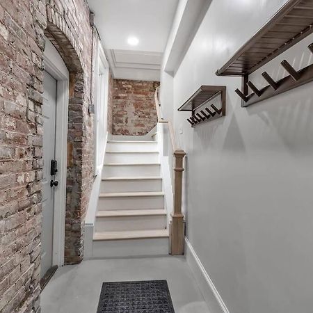 水牛城Carriage House Loft - King Bed And Garage Parking公寓 外观 照片