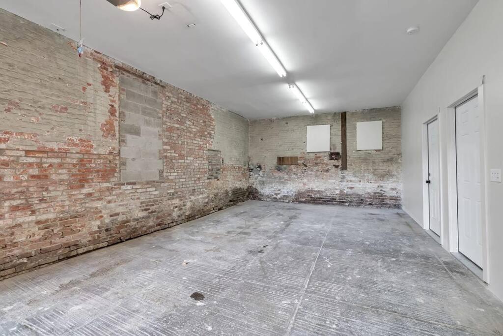 水牛城Carriage House Loft - King Bed And Garage Parking公寓 外观 照片